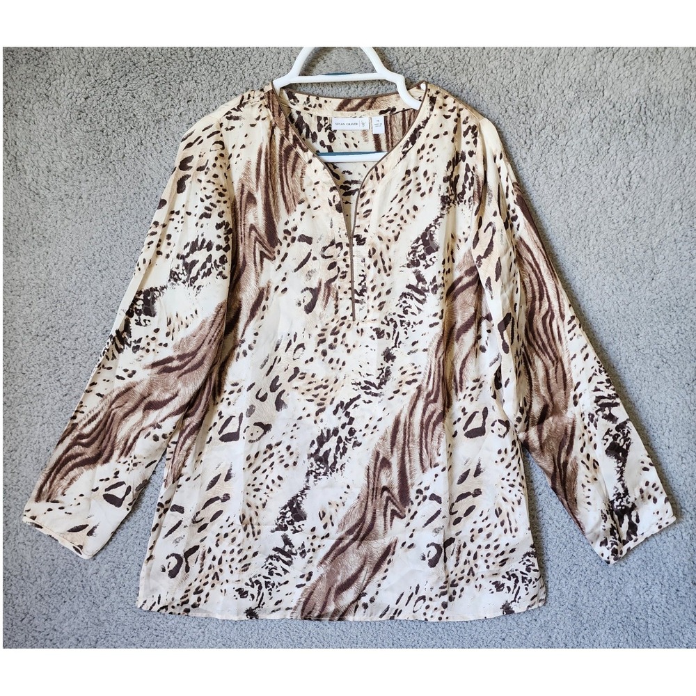 Susan Graver Animal Print Tunic Women Medium Tan Split Y-Neck Long Sleeve Satin